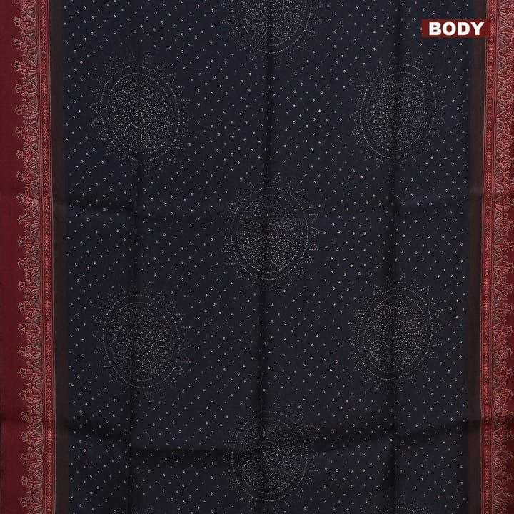 YNF LINEN RAE LINEN WHOLESALE SAREES MANUFACTURER    